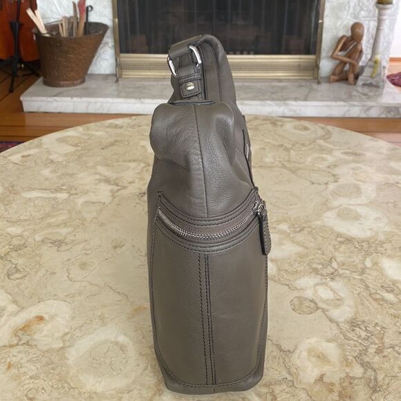 Etienne Aigner Grey Leather Shoulder Bag - Picture 4 of 13